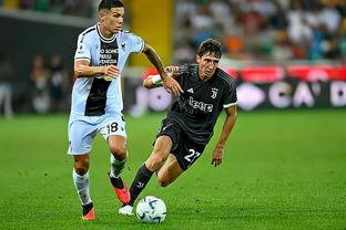 Gabriel đánh đầu một trận ở Premier League, cầu thủ cuối cùng mà Pháo thủ làm được là Giroud.